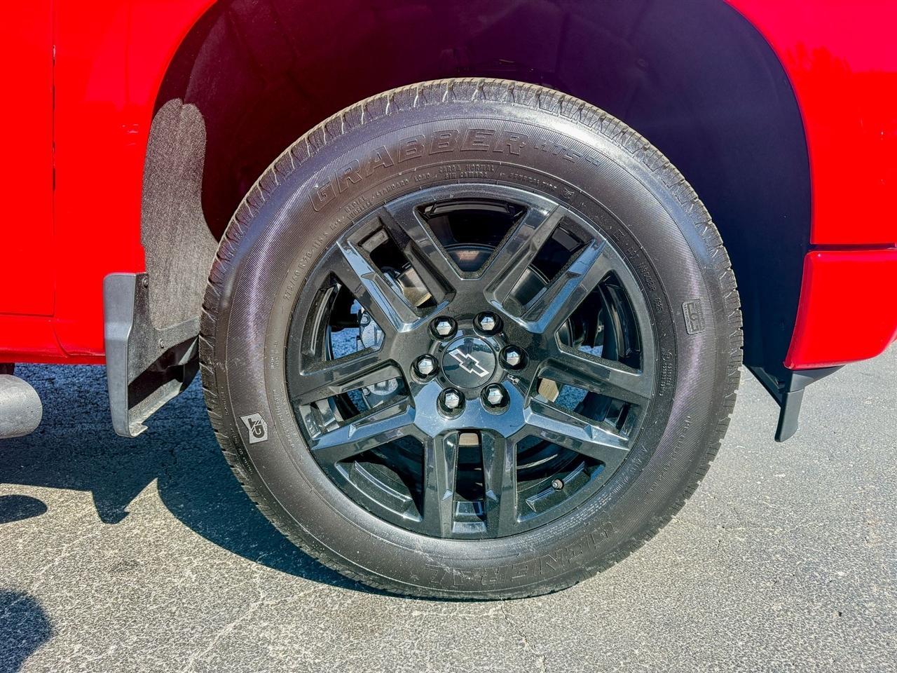 Chevrolet Silverado 1500  2025