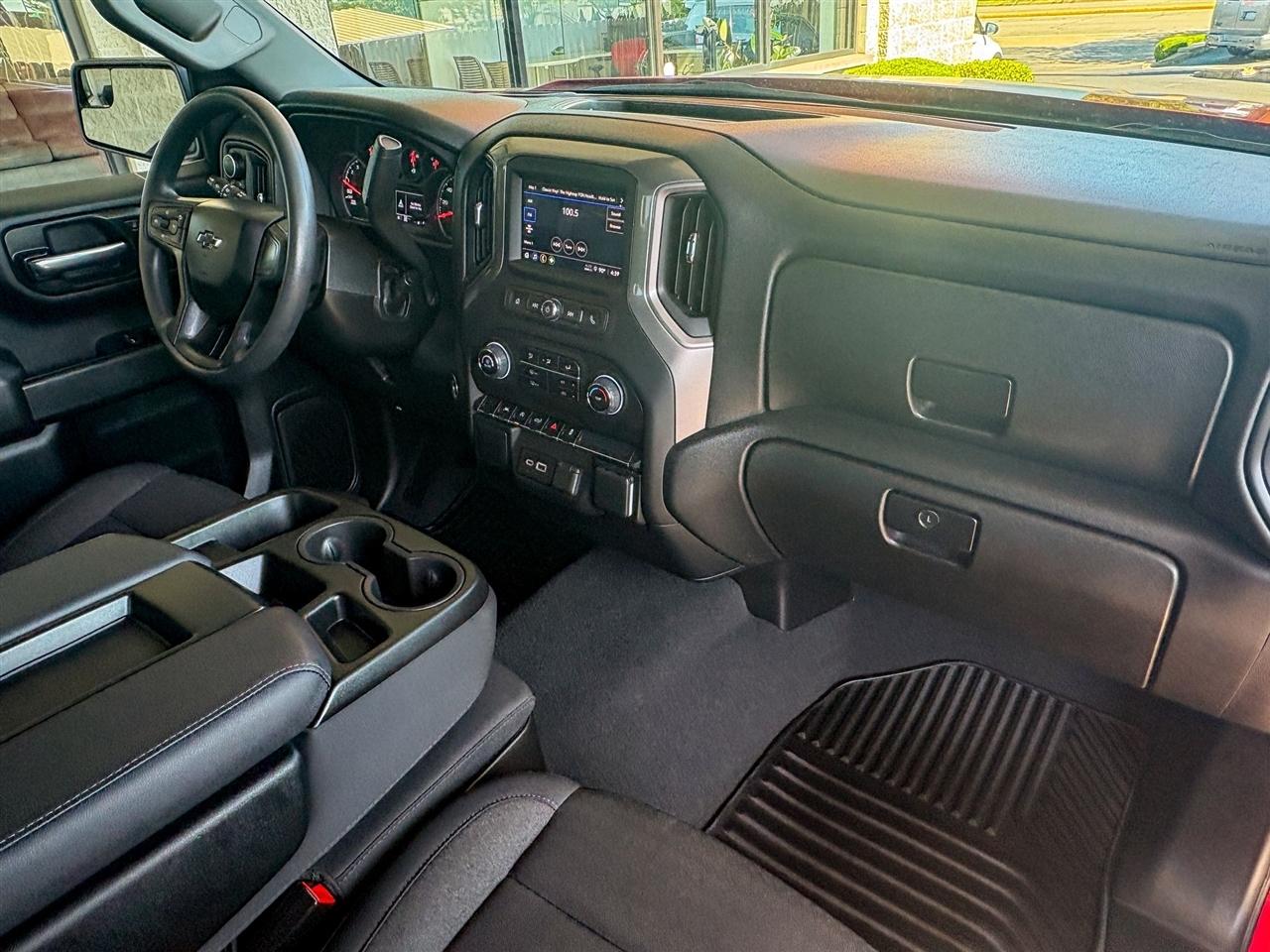 Chevrolet Silverado 1500  2025