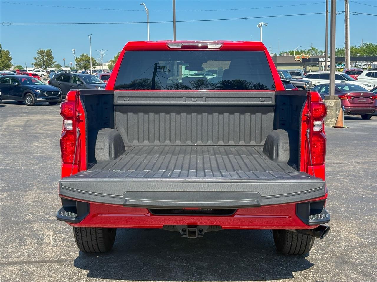Chevrolet Silverado 1500  2025