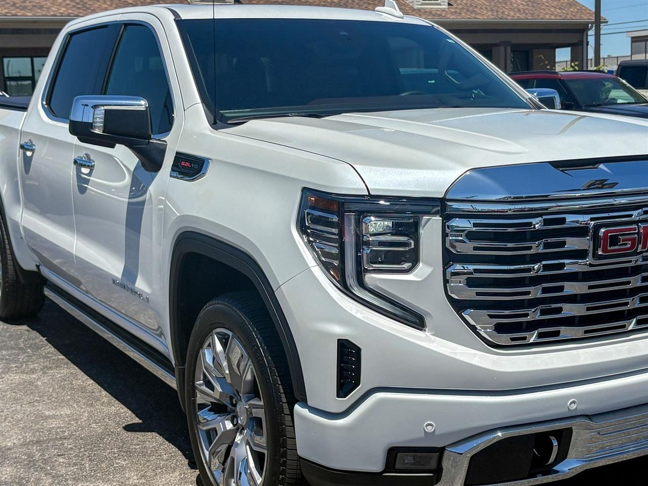 GMC Sierra 1500 Denali Crew Cab 4WD 2025