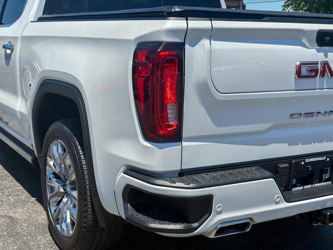 GMC Sierra 1500 Denali Crew Cab 4WD 2025