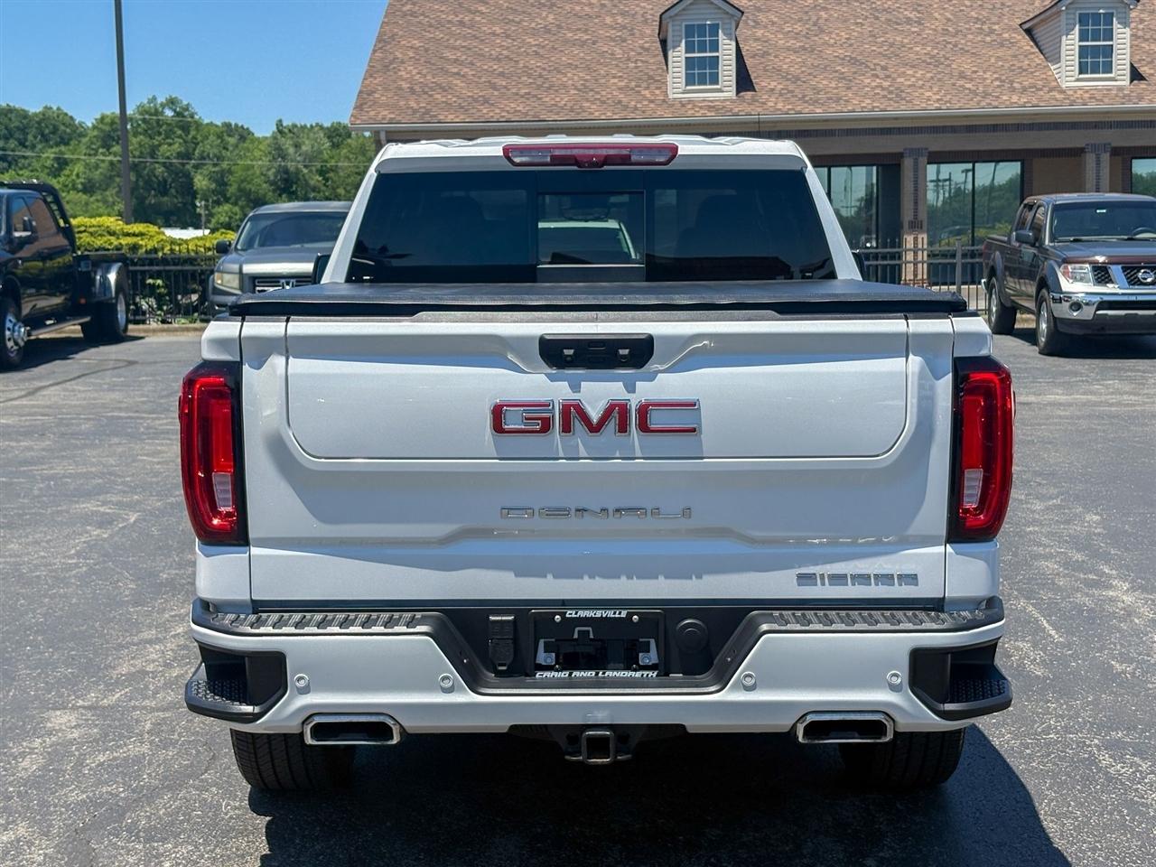 GMC Sierra 1500 Denali Crew Cab 4WD 2025