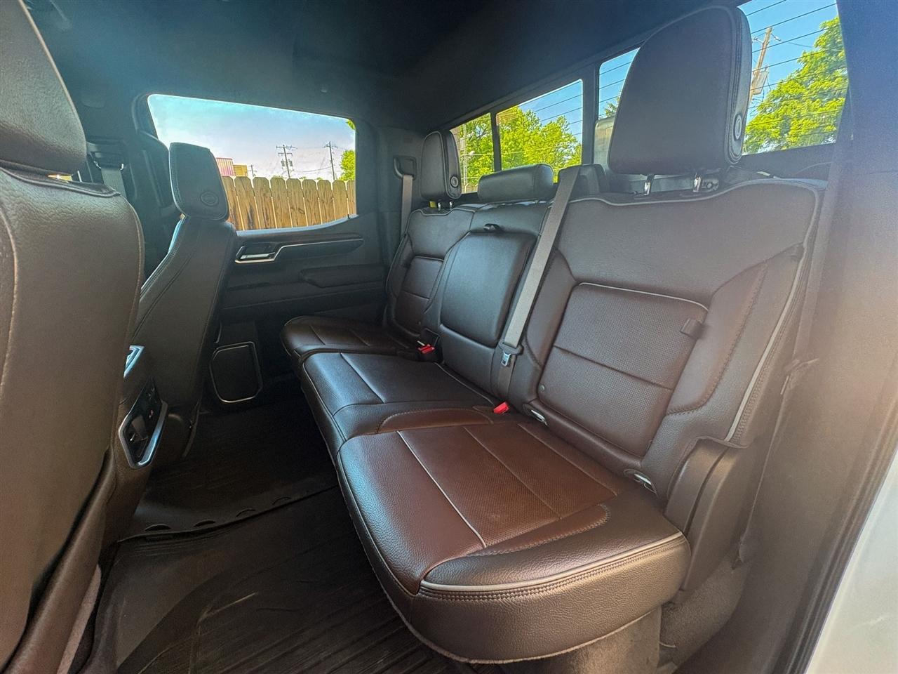 GMC Sierra 1500 Denali Crew Cab 4WD 2025