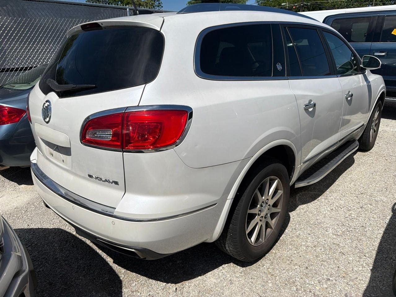 Buick Enclave  2016