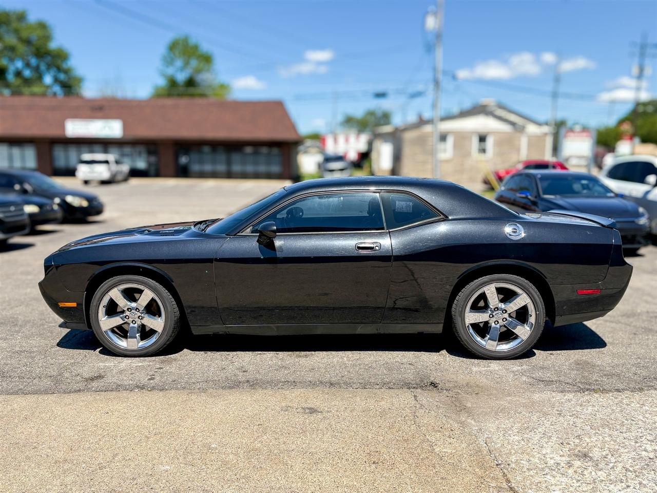 Dodge Challenger  2010