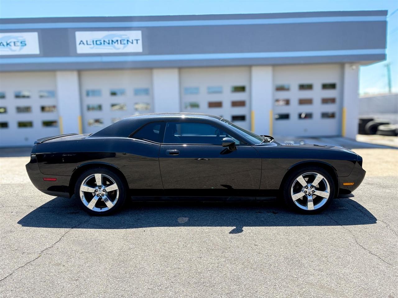 Dodge Challenger  2010