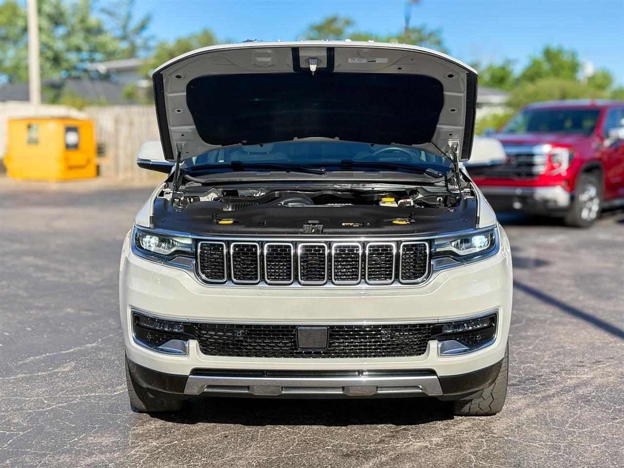 Jeep Wagoneer  2022