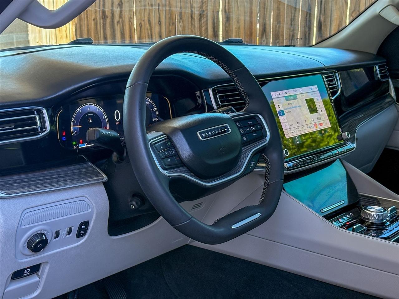 Jeep Wagoneer  2022