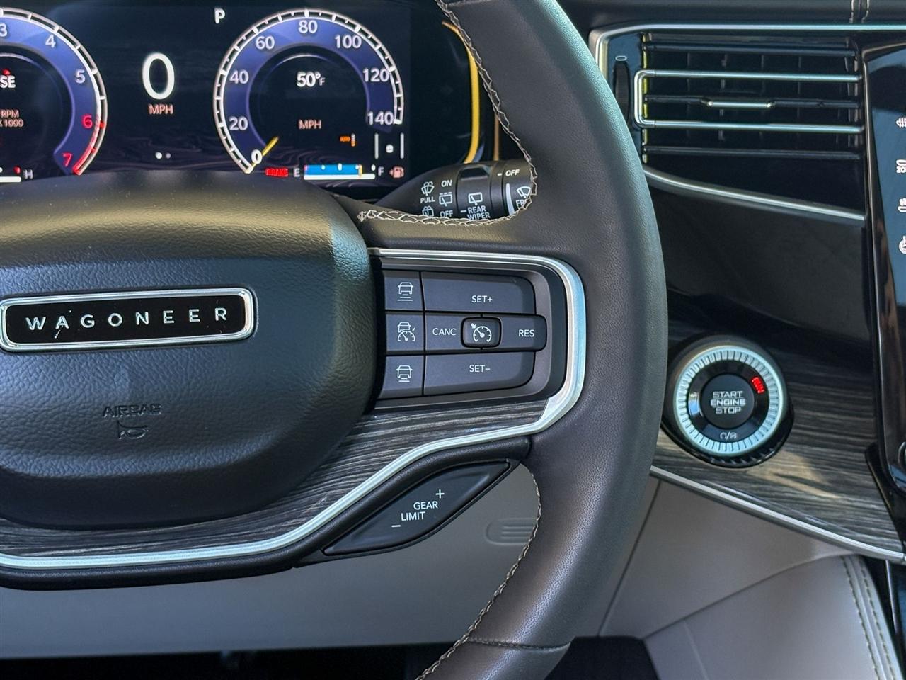 Jeep Wagoneer  2022
