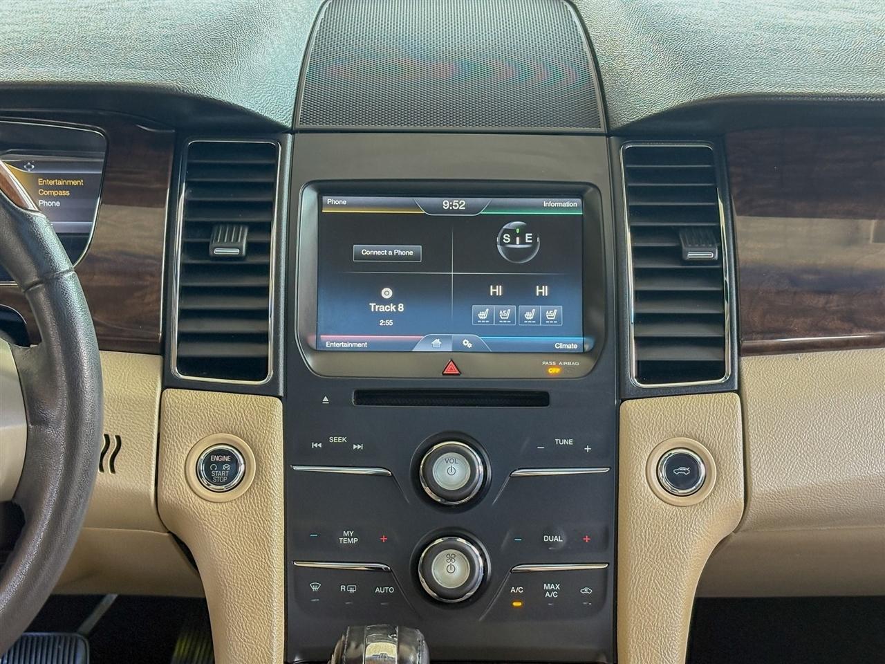 Ford Taurus Limited 2015