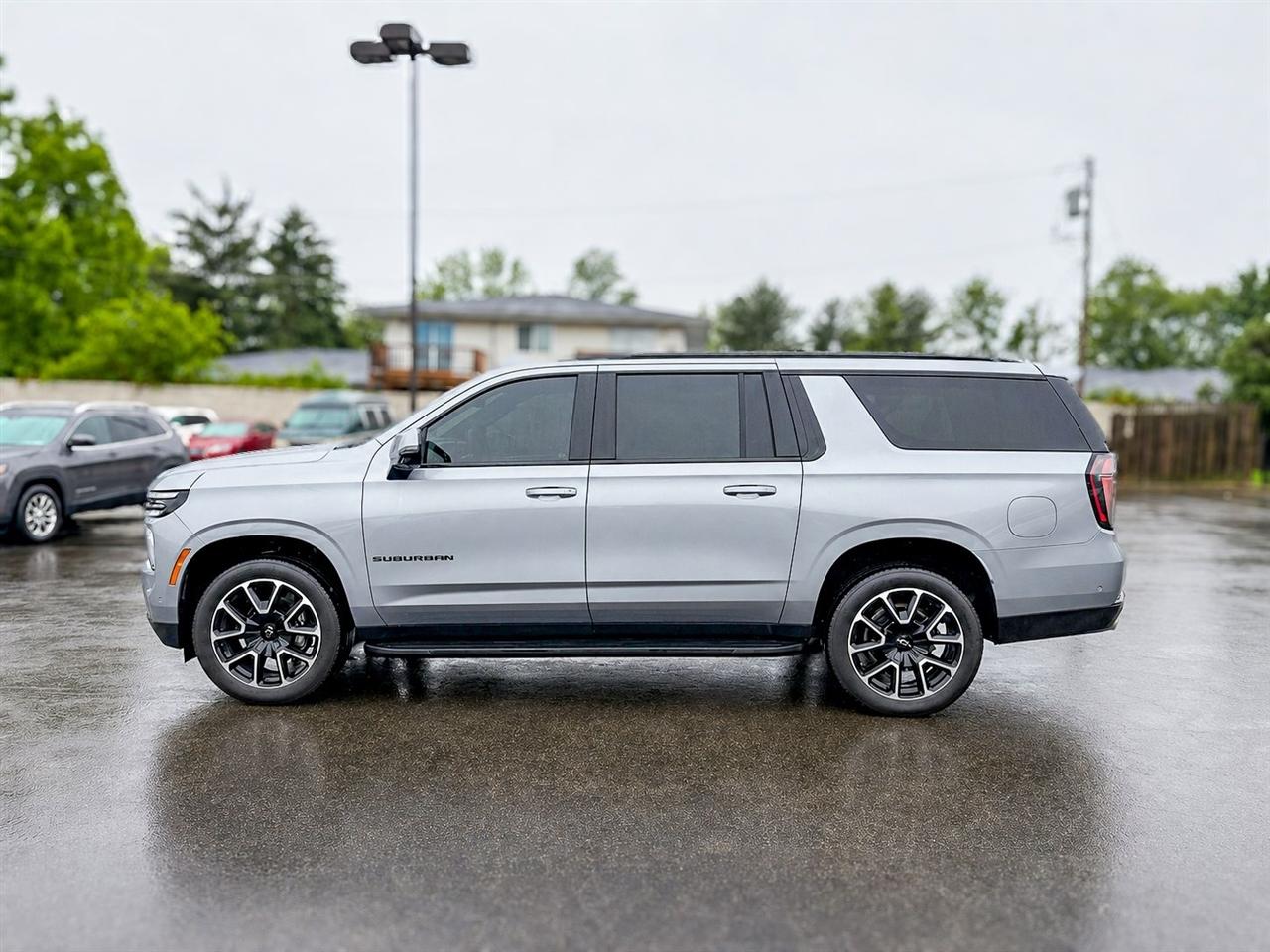 Chevrolet Suburban  2025