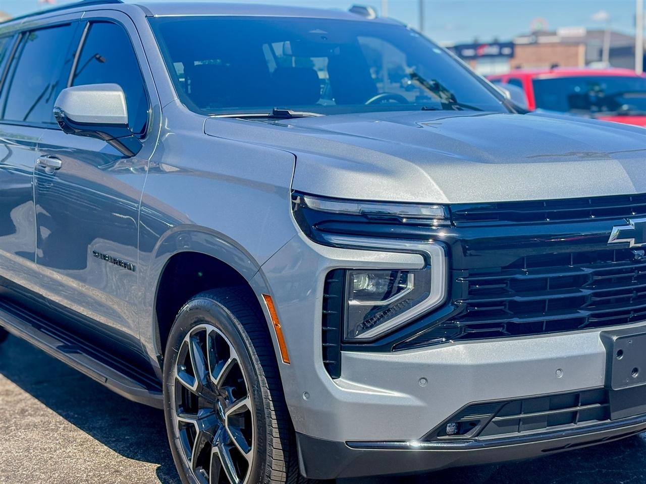 Chevrolet Suburban  2025