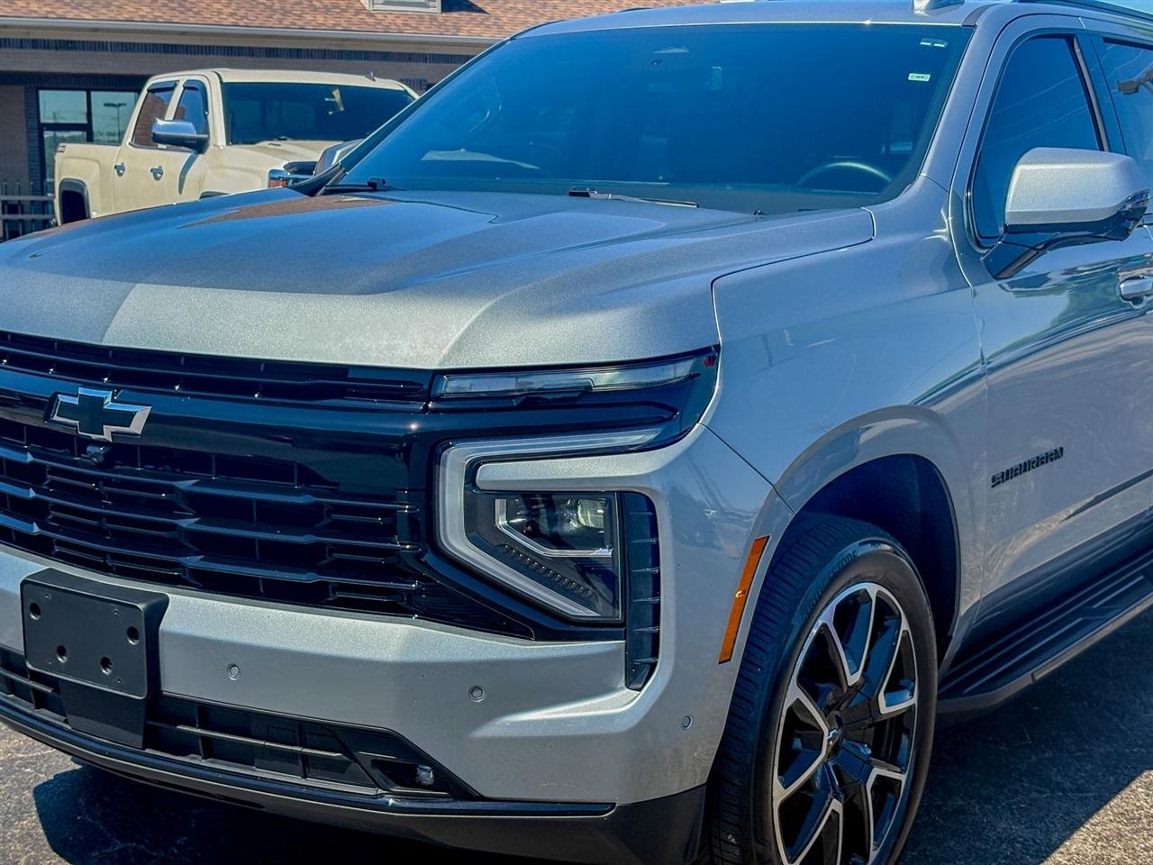 Chevrolet Suburban  2025