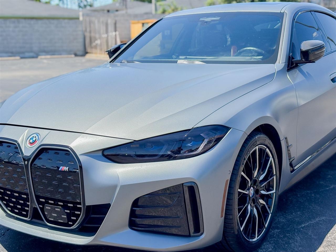 BMW i4  2023