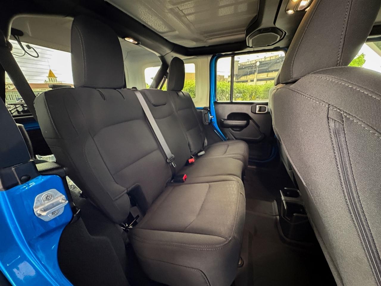 Jeep Wrangler Unlimited Willys 4x4 2022