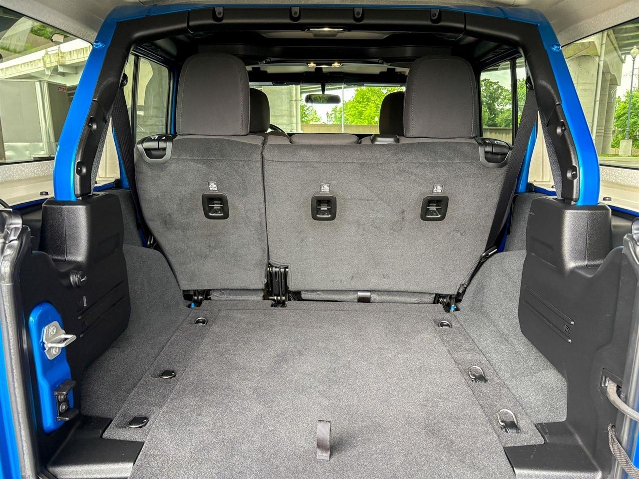 Jeep Wrangler Unlimited Willys 4x4 2022