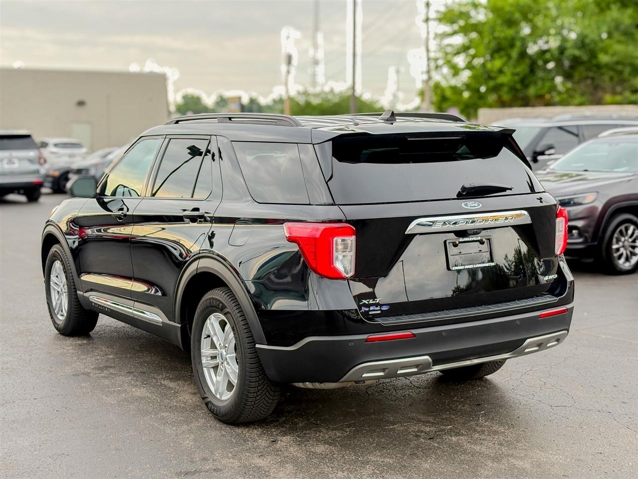 Ford Explorer  2022