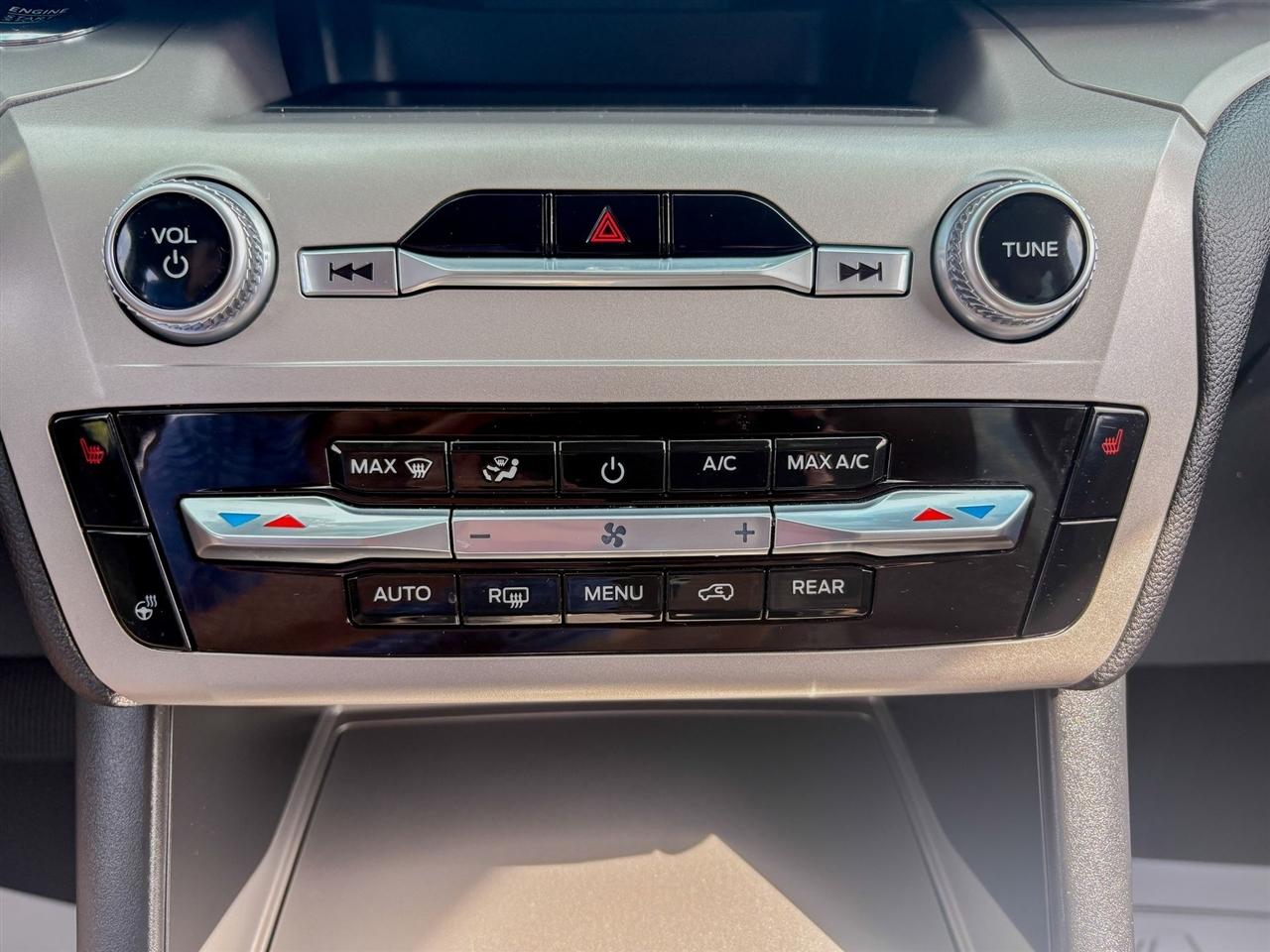 Ford Explorer  2022