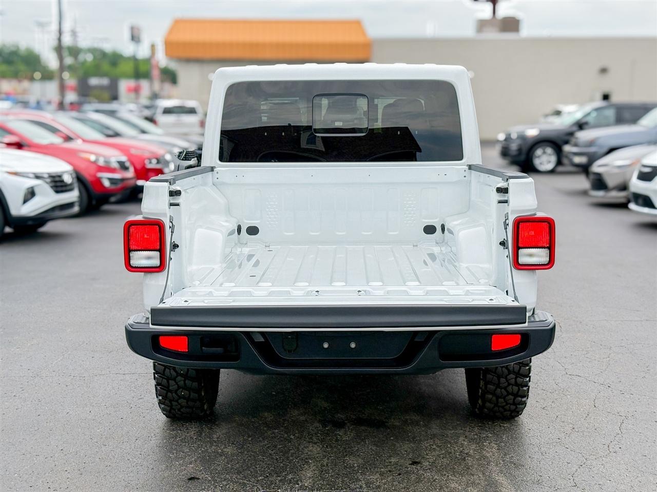 Jeep Gladiator High Tide 4x4 2025