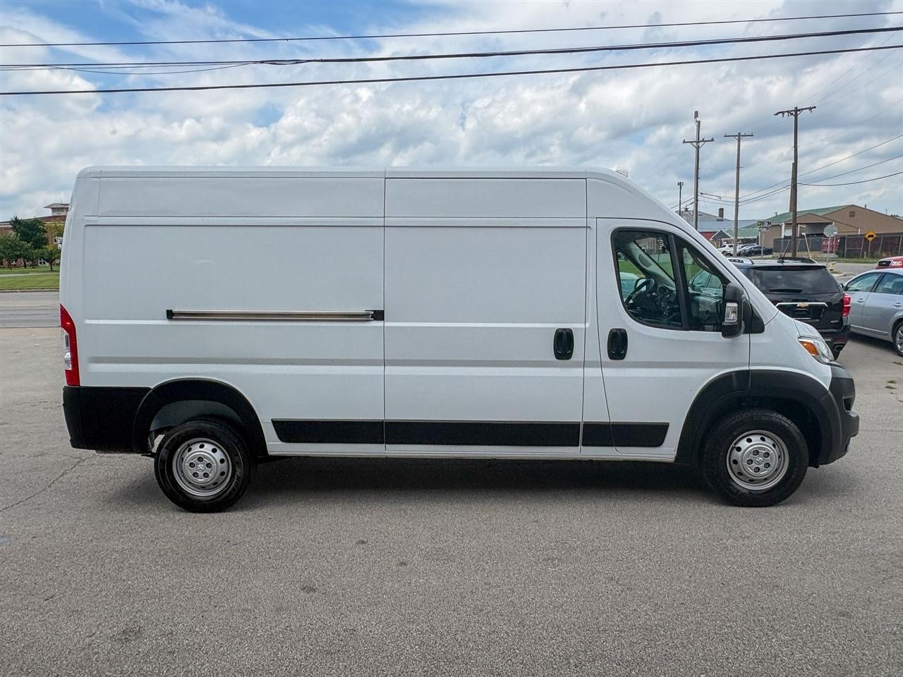 RAM ProMaster Cargo Van  2023