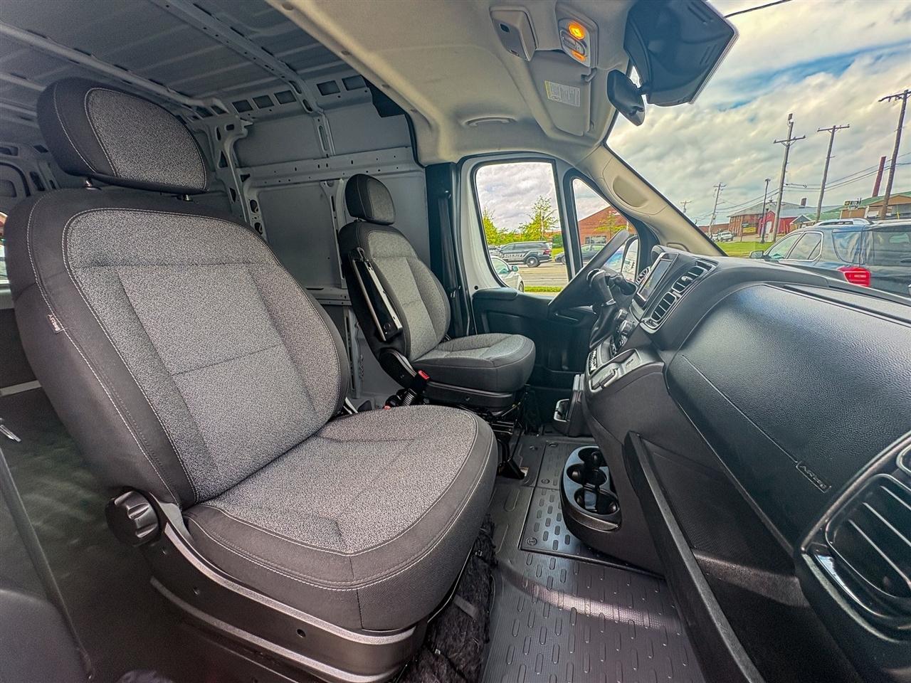 RAM ProMaster Cargo Van  2023