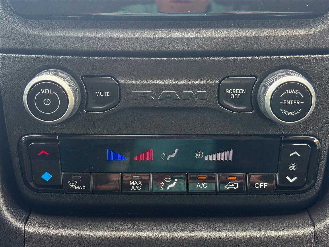 RAM ProMaster Cargo Van  2023