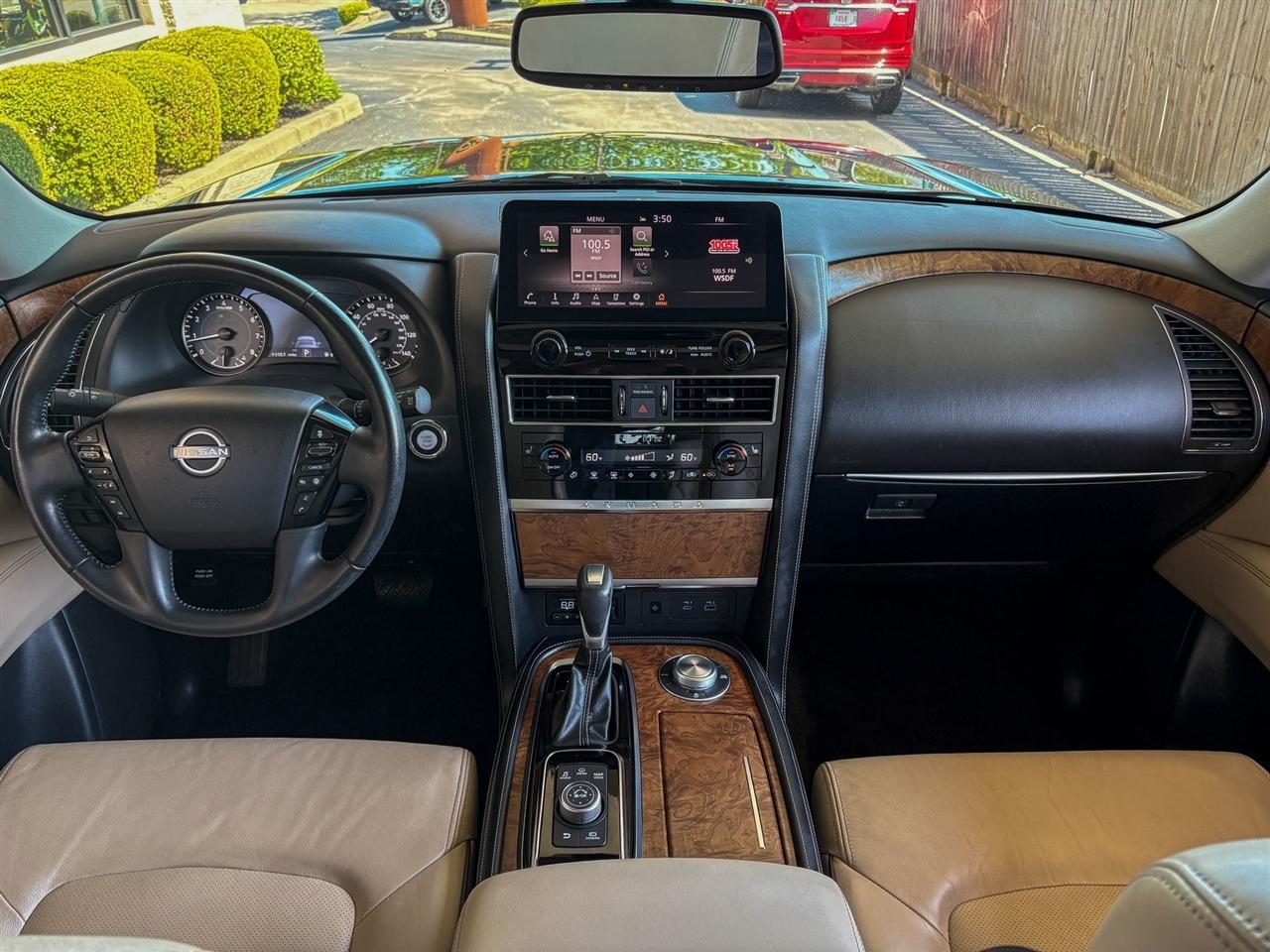Nissan Armada  2022
