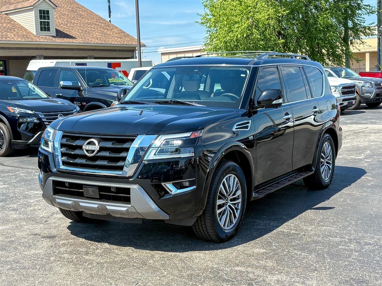 Nissan Armada  2022