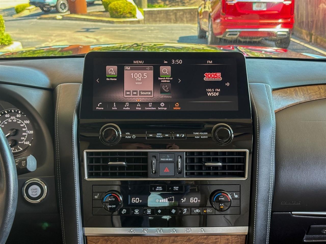 Nissan Armada  2022