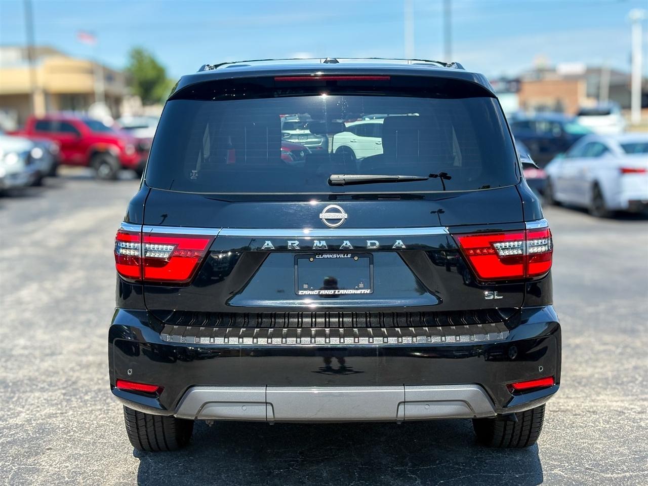 Nissan Armada  2022