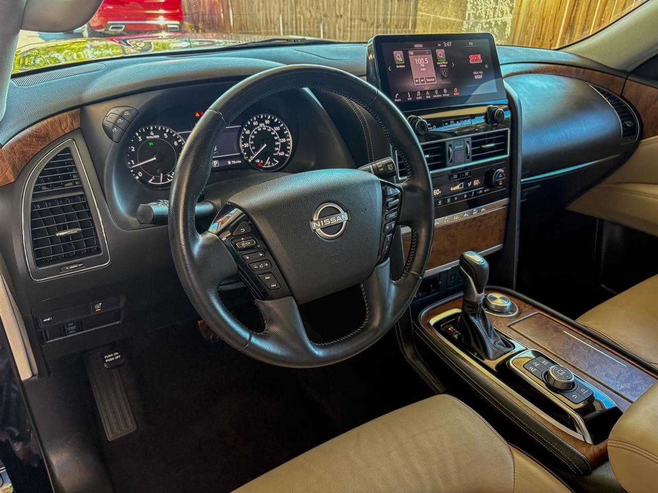 Nissan Armada  2022