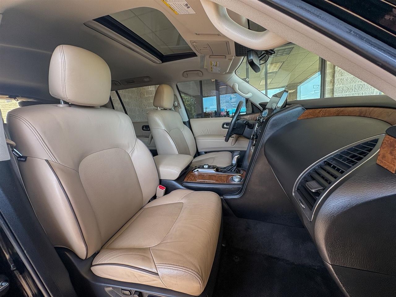 Nissan Armada  2022