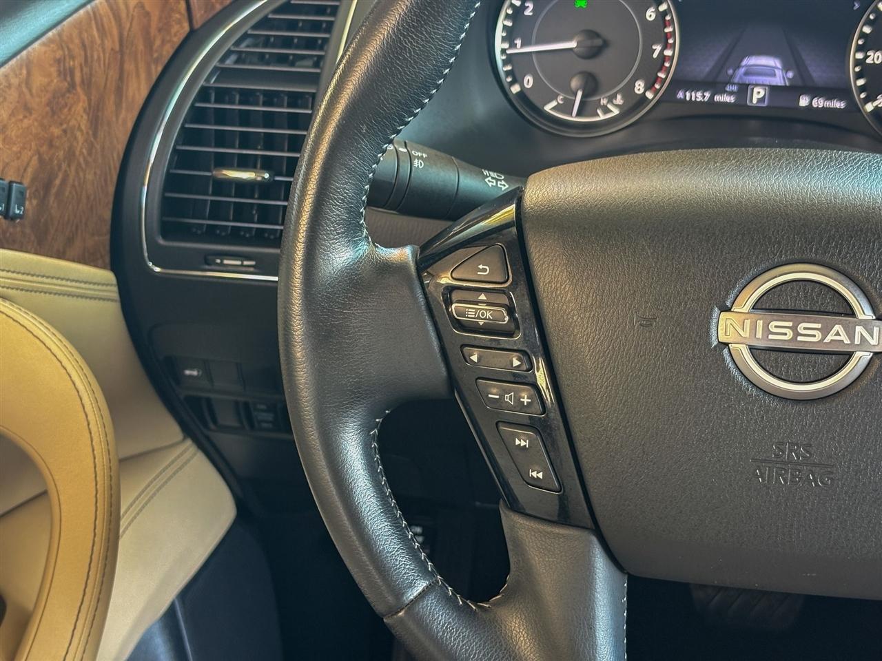 Nissan Armada  2022