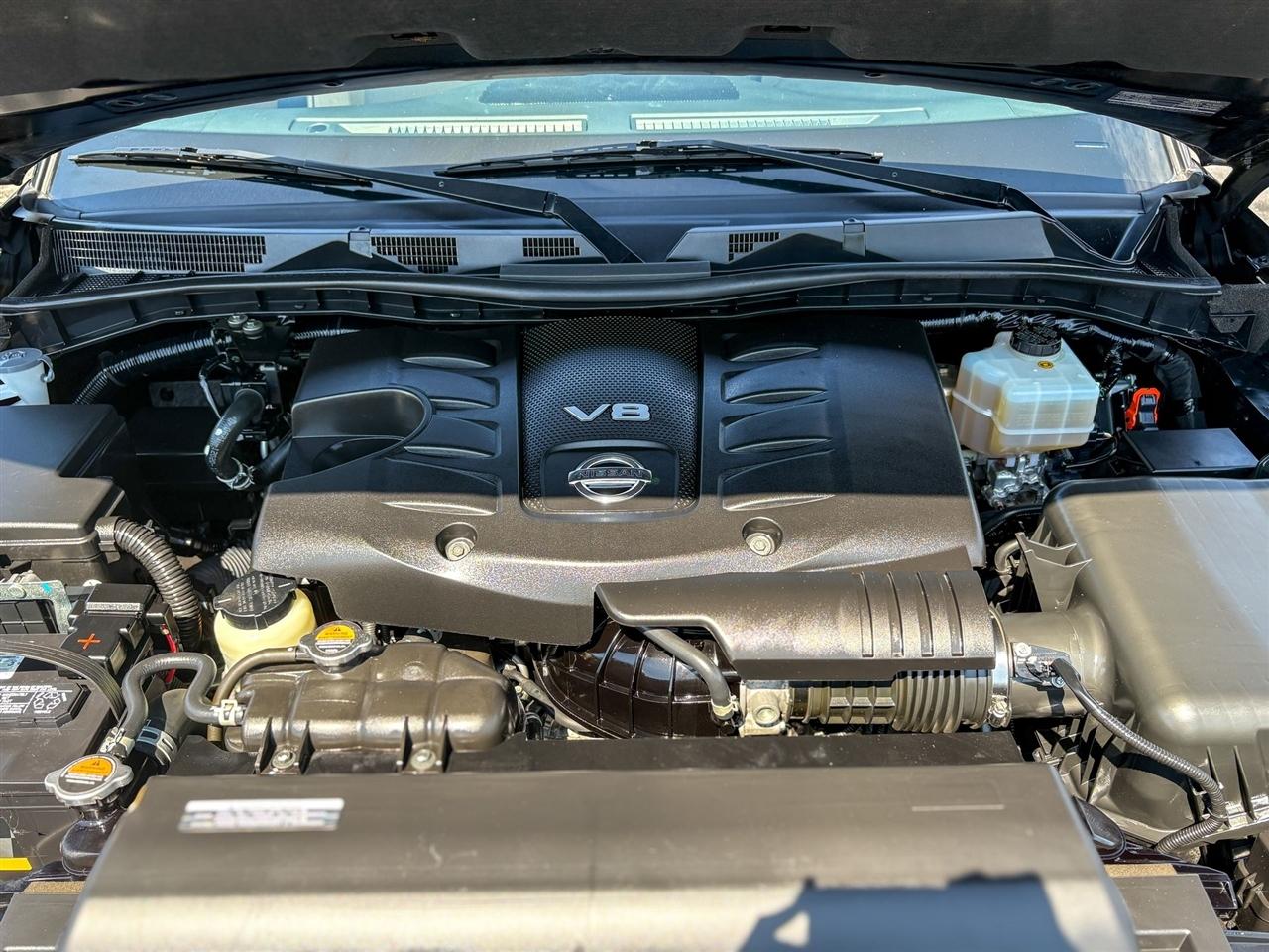 Nissan Armada  2022