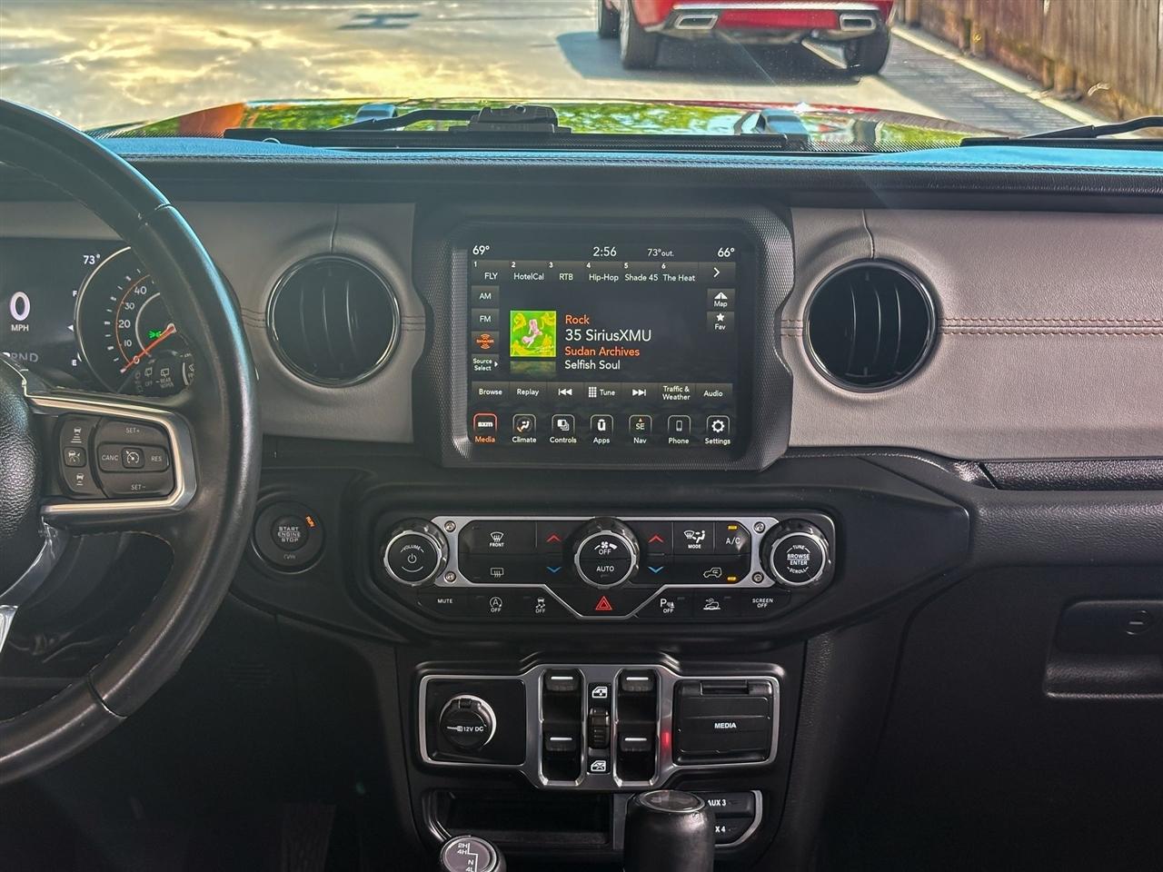 Jeep Wrangler  2022