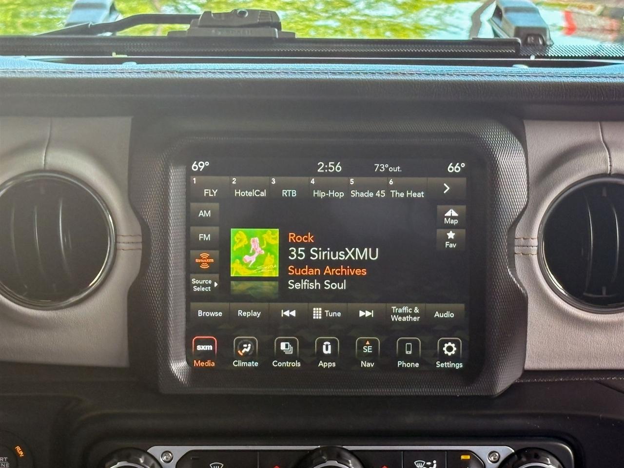 Jeep Wrangler  2022