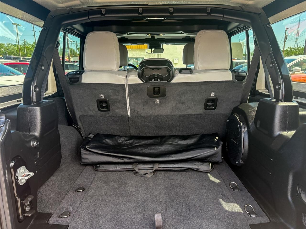Jeep Wrangler  2022