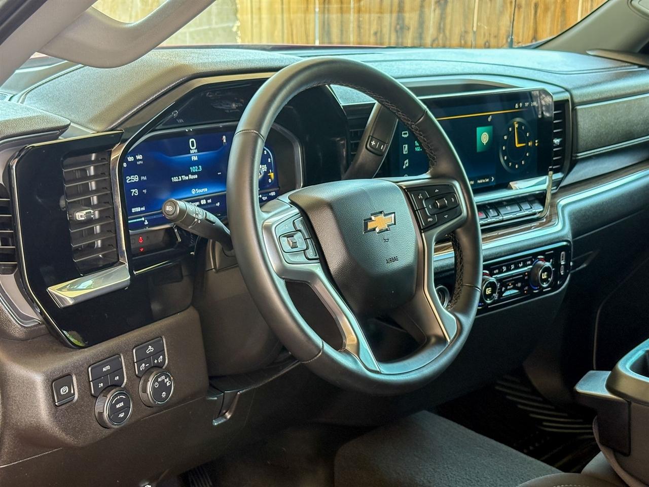 Chevrolet Silverado 1500  2024