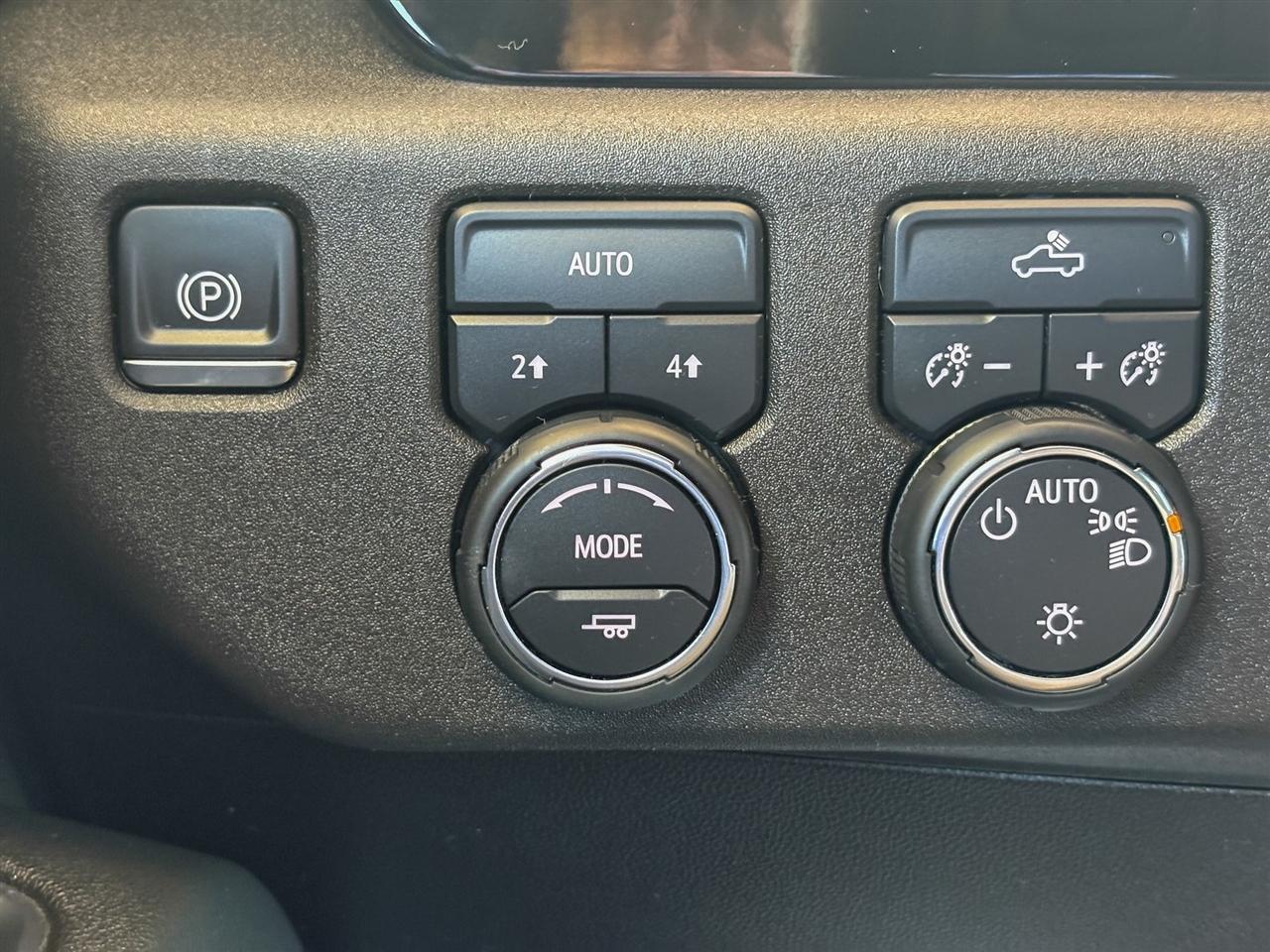 Chevrolet Silverado 1500  2024
