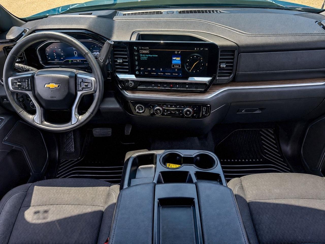 Chevrolet Silverado 1500  2024