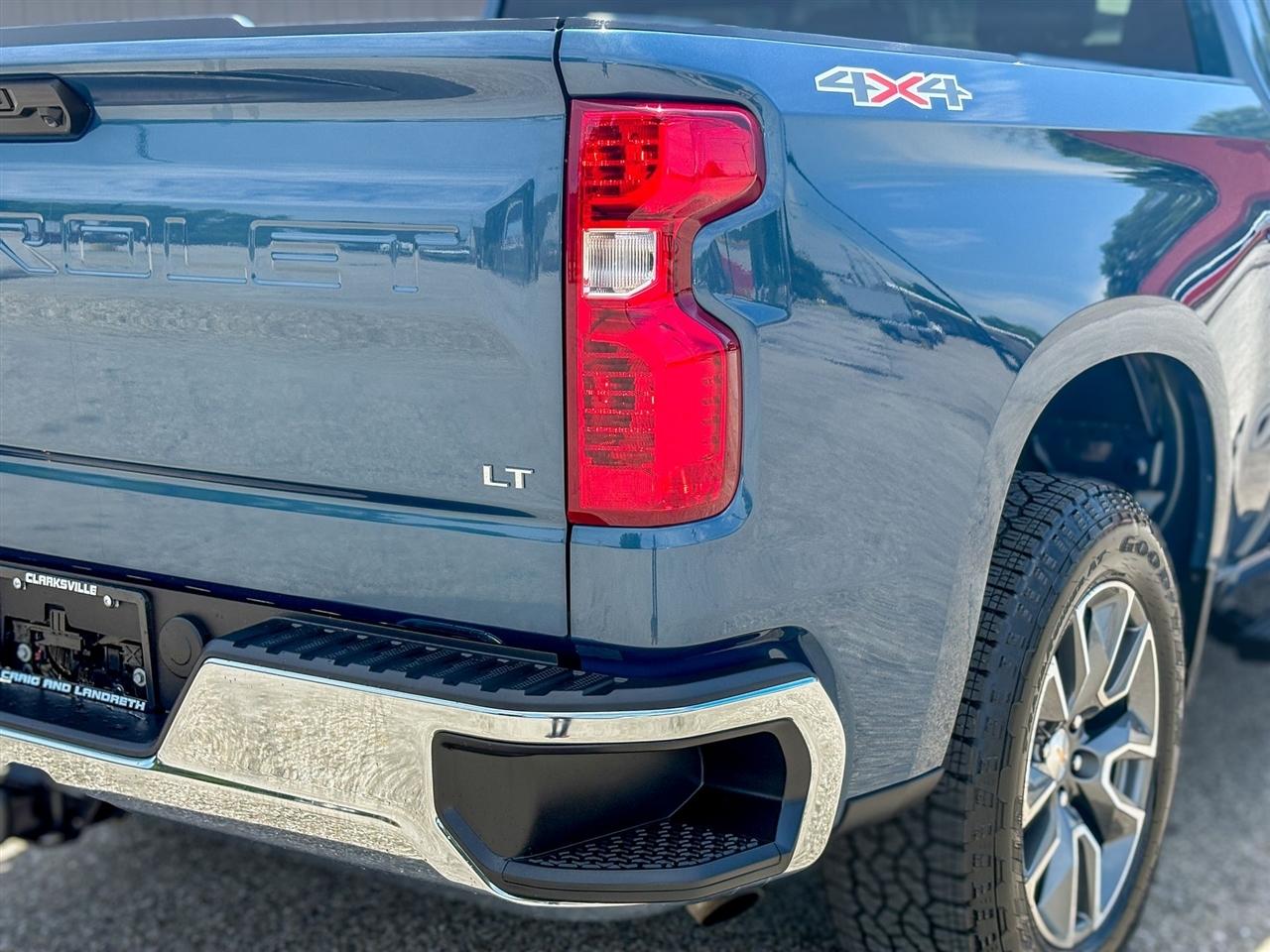 Chevrolet Silverado 1500  2024