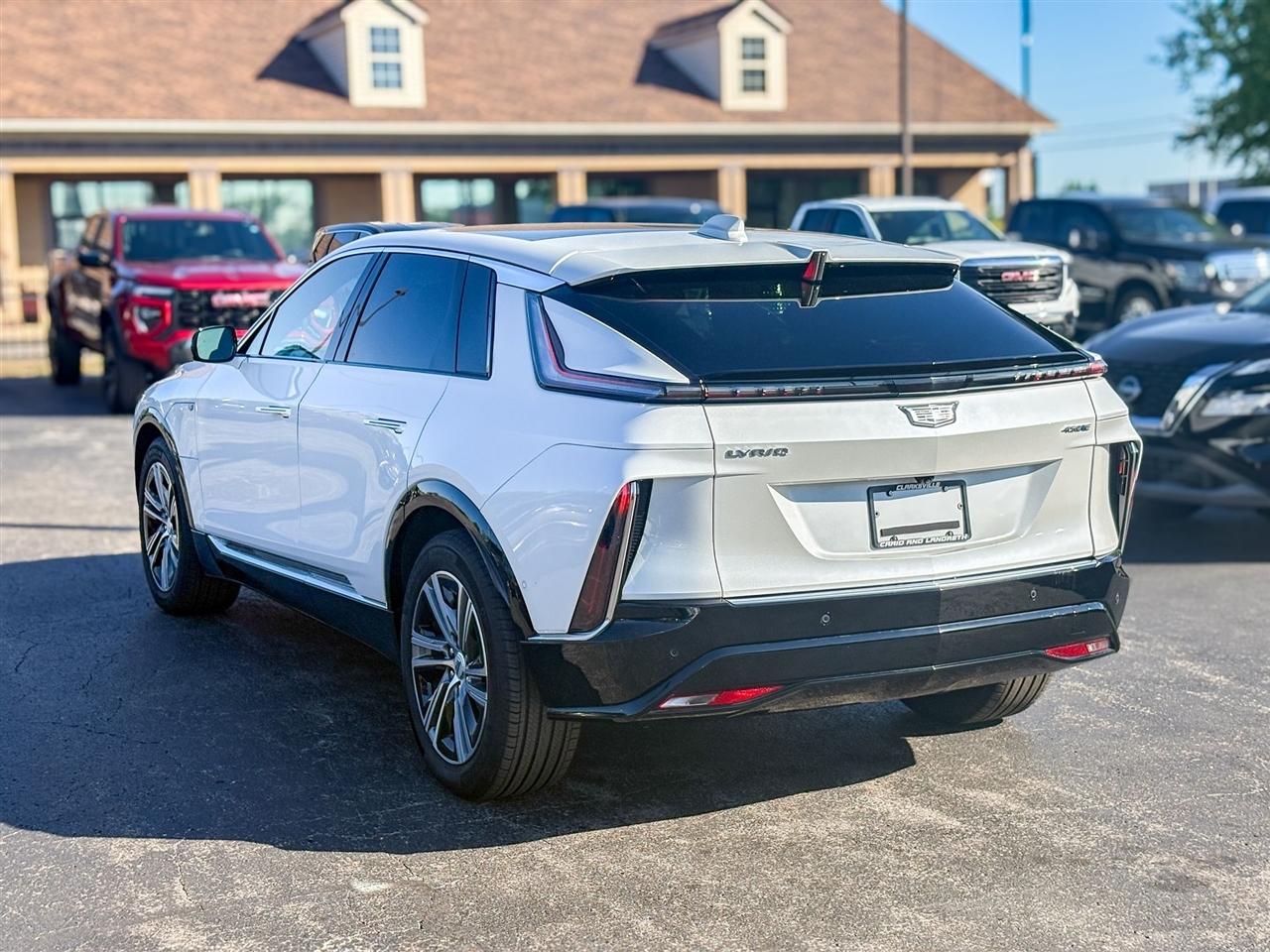 Cadillac Lyriq  2024