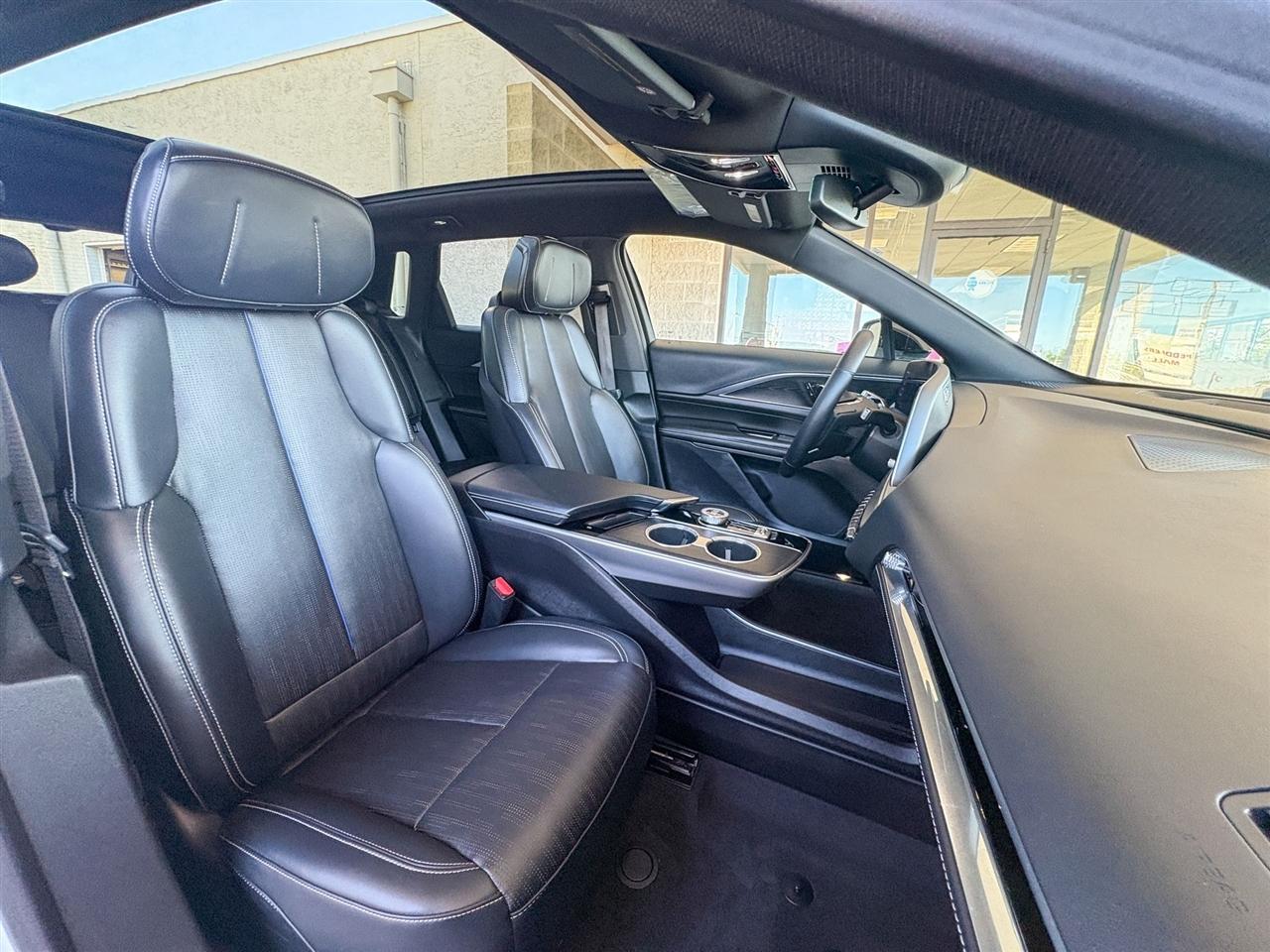 Cadillac Lyriq  2024