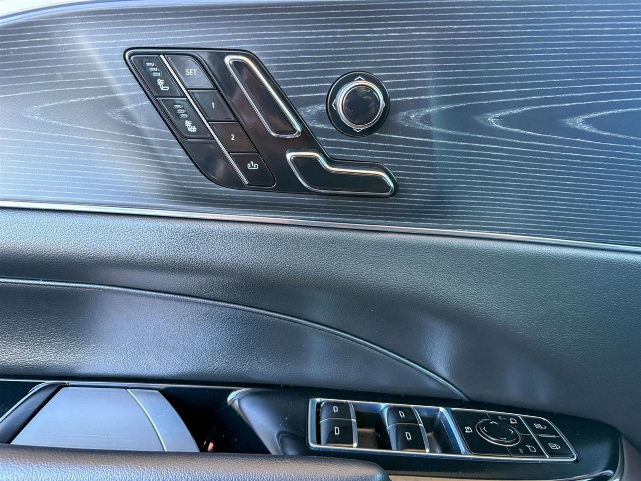 Cadillac Lyriq Lux-1 2024