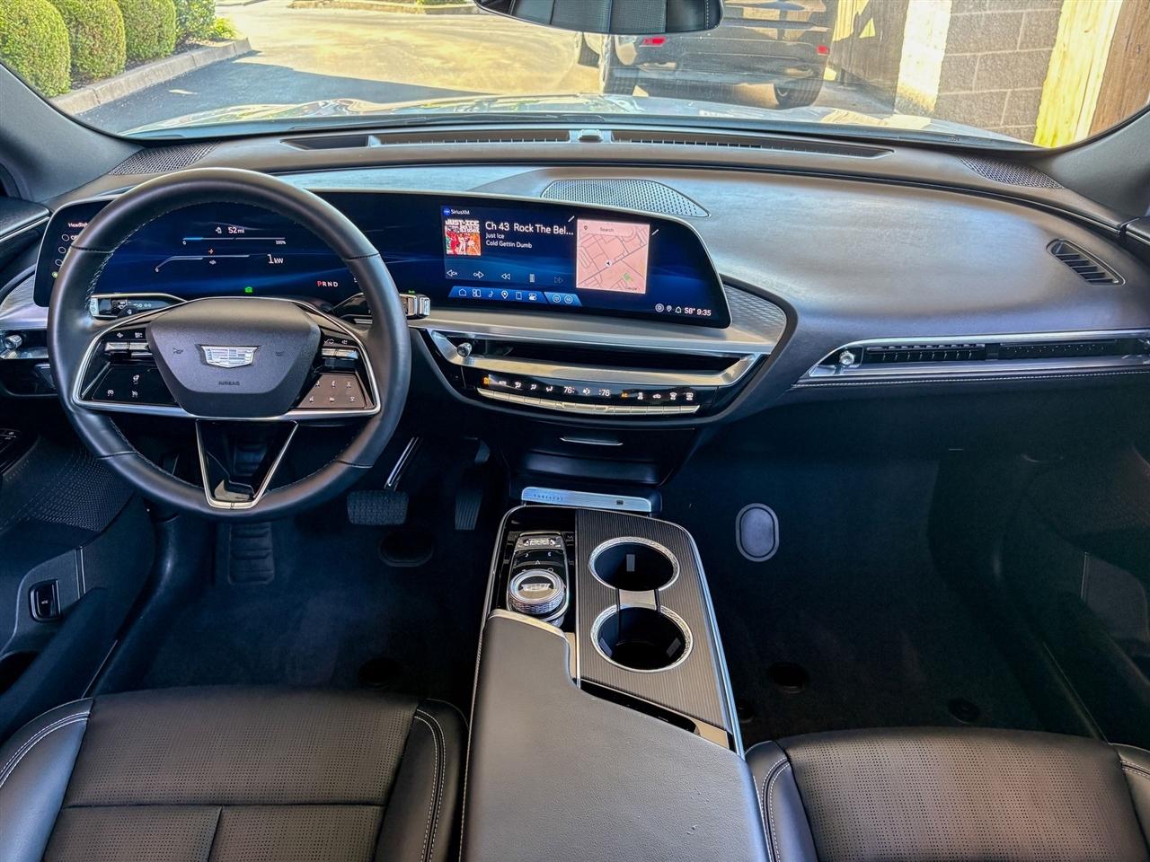 Cadillac Lyriq Lux-1 2024