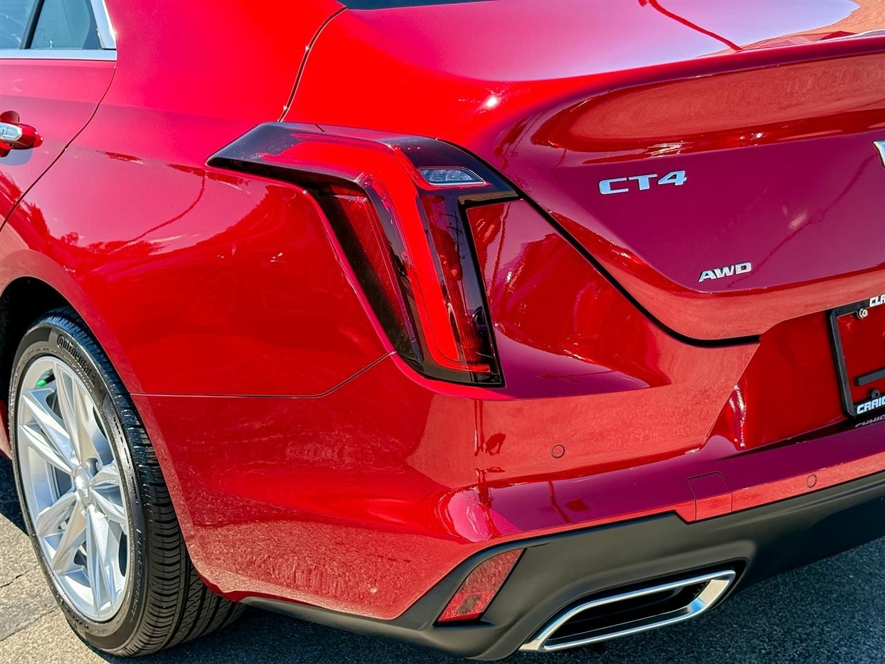 Cadillac CT4  2025