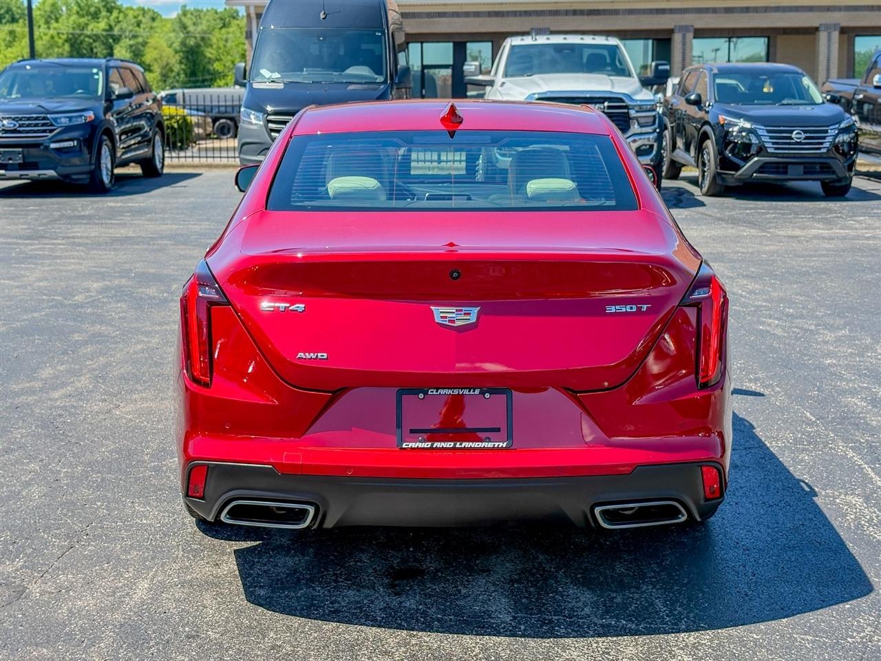 Cadillac CT4  2025