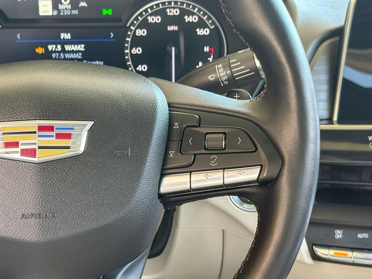 Cadillac CT4  2025
