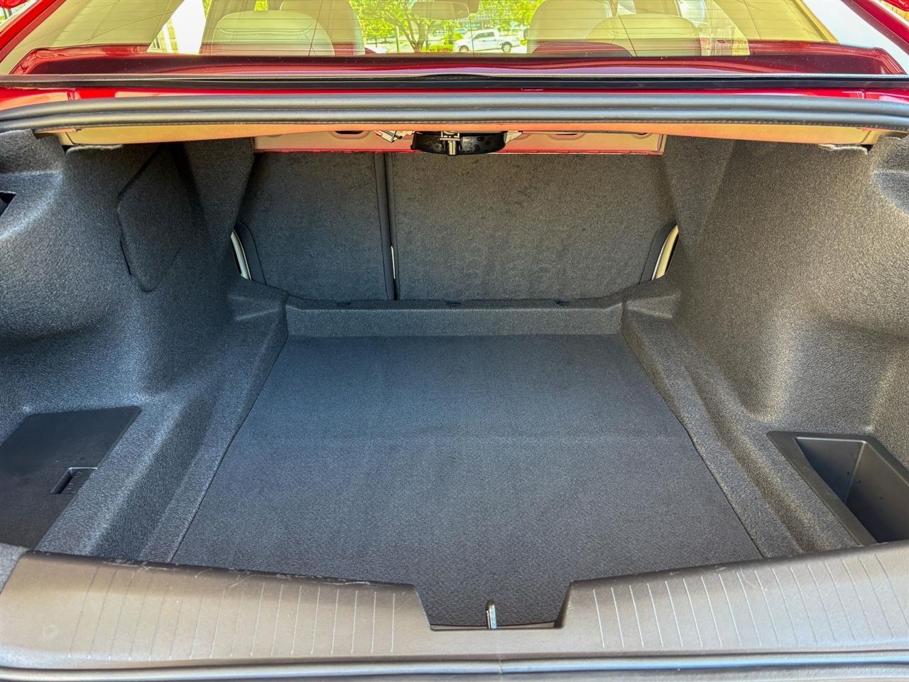 Cadillac CT4  2025