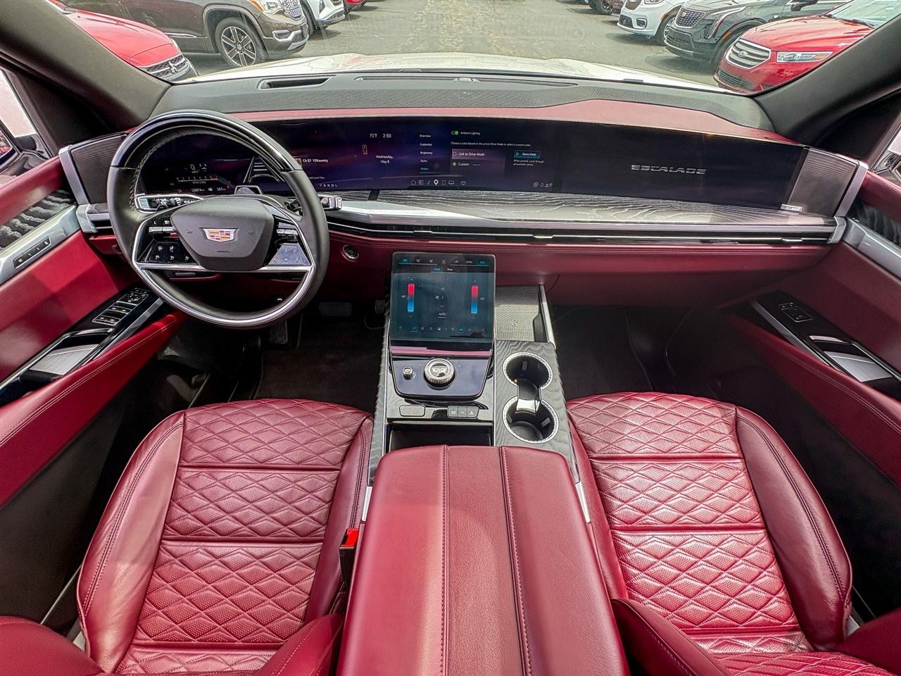 Cadillac Escalade  2025